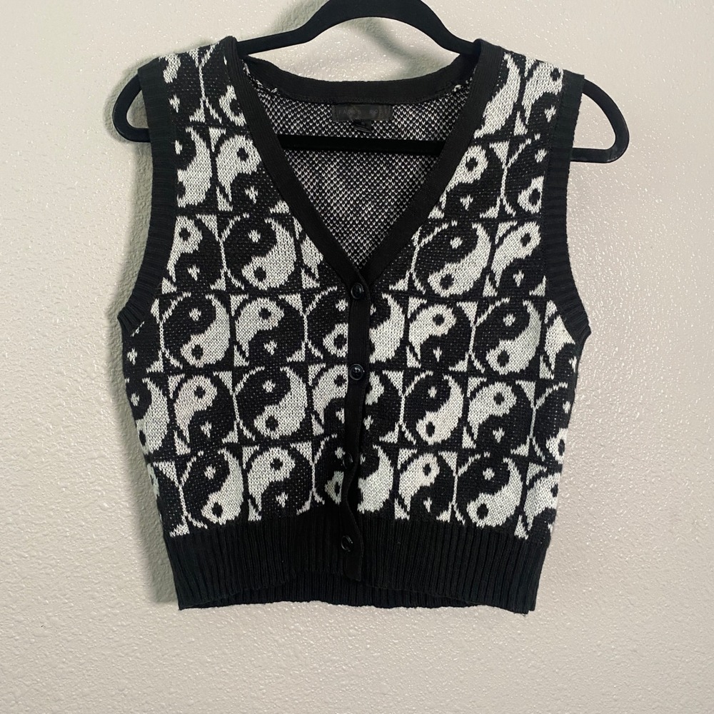 Yin Yang Sweater Vest Small Knit Boho Bohemian Funky Casual School Preppy Retro